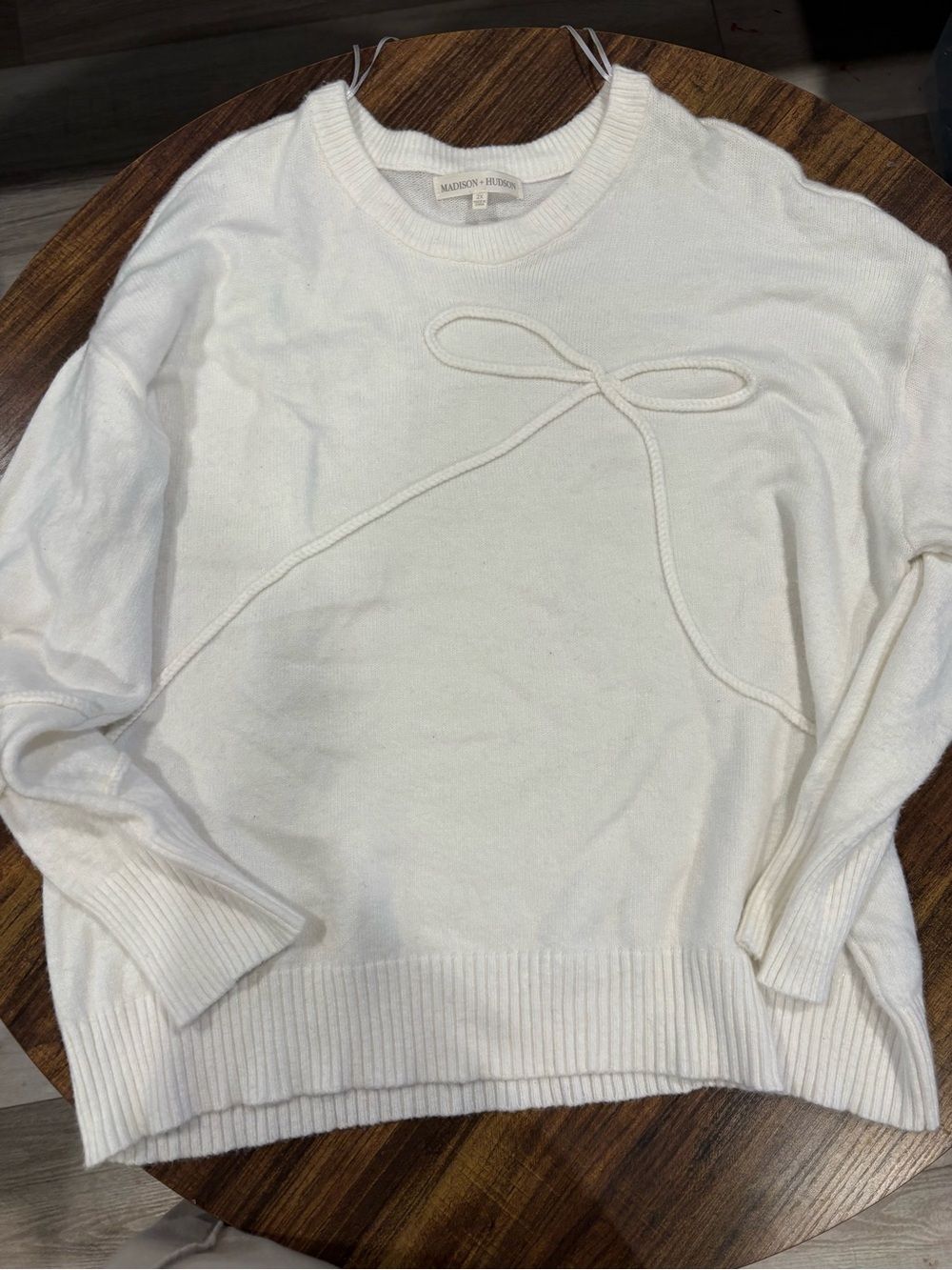 Madison & Hudson White Bow-Accent Crew Sweater